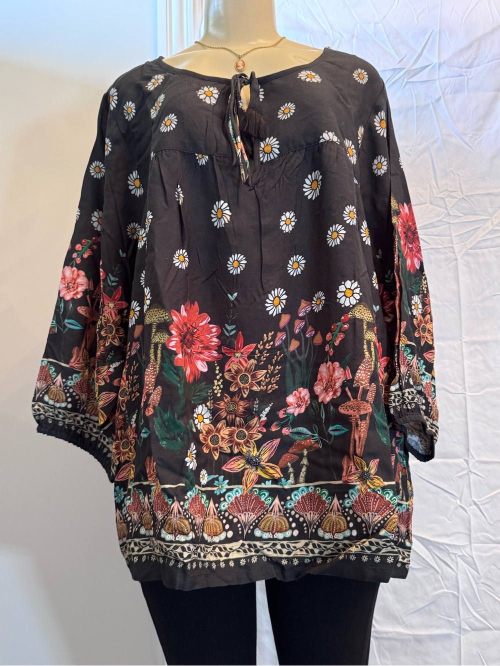 NATURAL LIFE Black Floral & Daisy Print Tunic